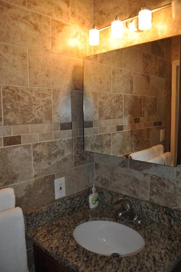 Lovely 3-Bd, Walk To Bars, 9 Min Drive From Beach! Heated Pool. Fort Lauderdale Esterno foto